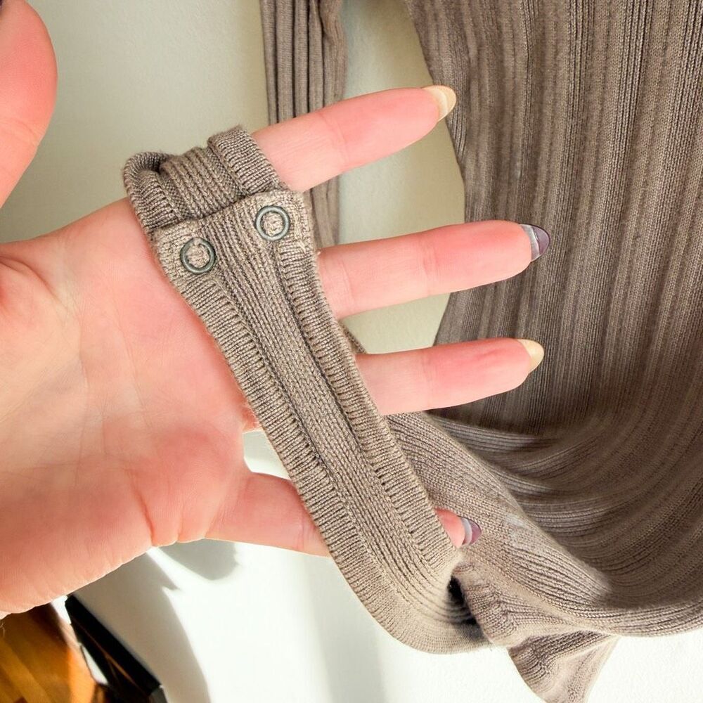 Abercrombie and Fitch Rib High Neck Bodysuit Size XS - Picture 7 of 9
